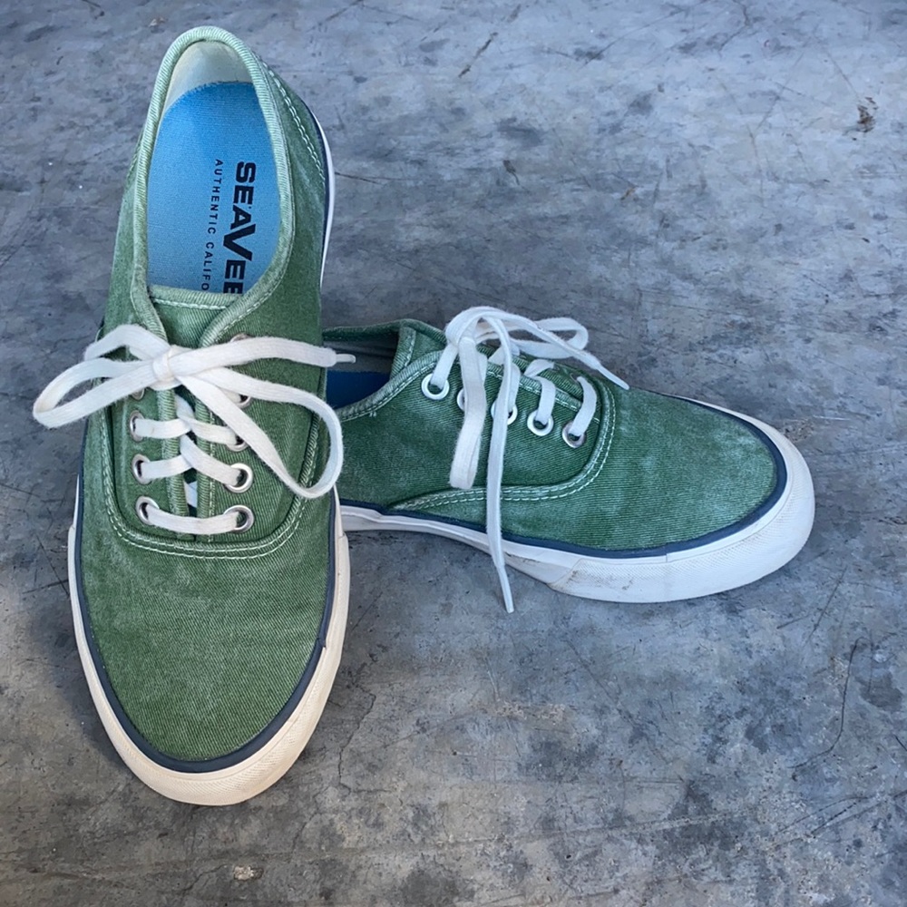 Seavees Sneakers